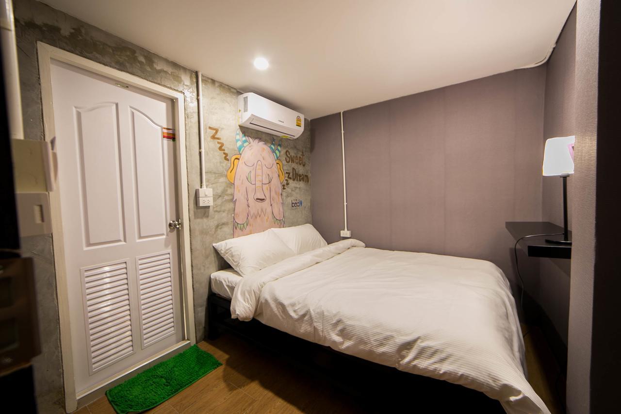 In My Bed Hostel Bangkok Exterior photo